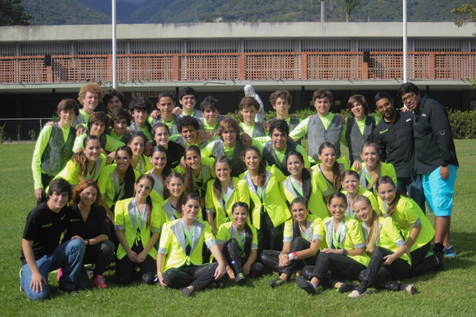 Grupo de_gaitas_del_colegio_San_Ignacio